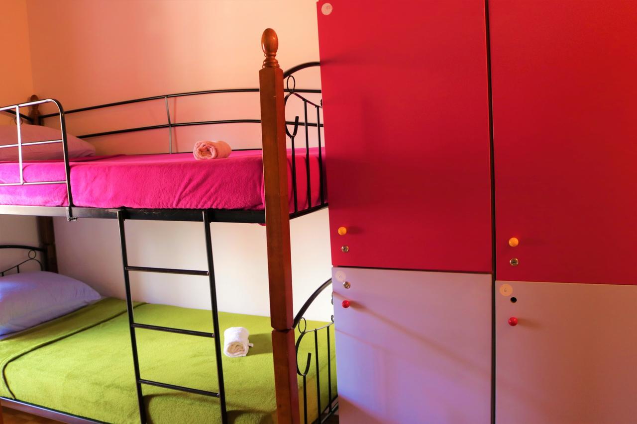 Hostel Alma 2 Пореч Экстерьер фото