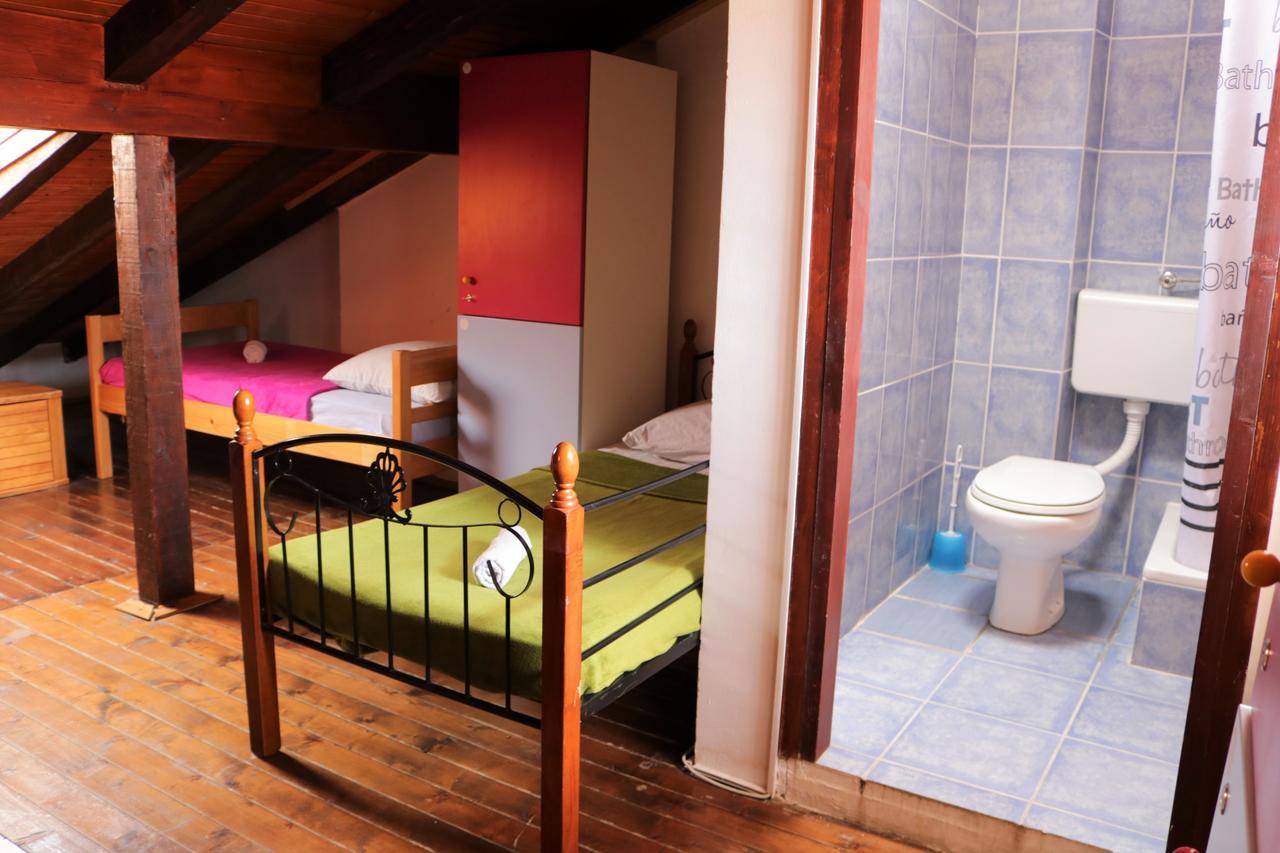 Hostel Alma 2 Пореч Экстерьер фото